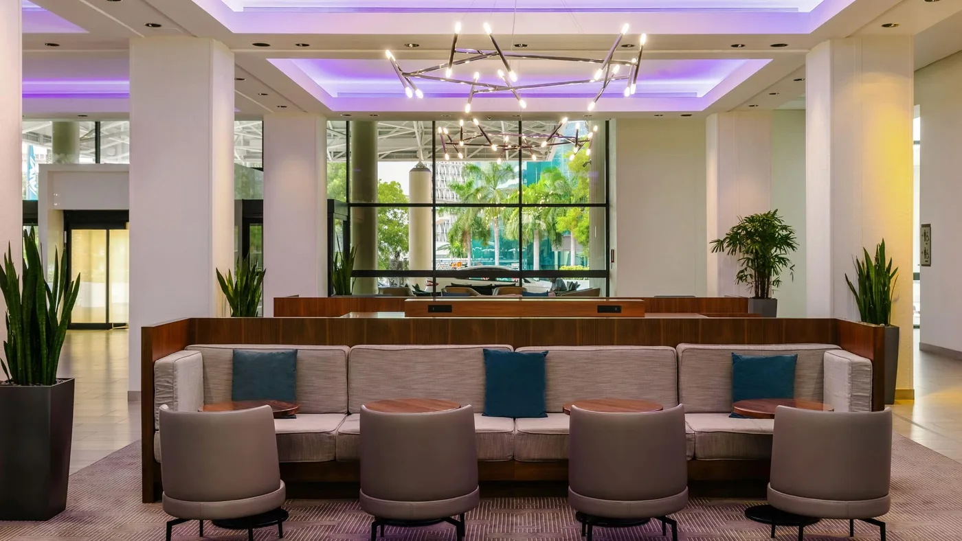 Lobby del hotel en el downtown de Miami